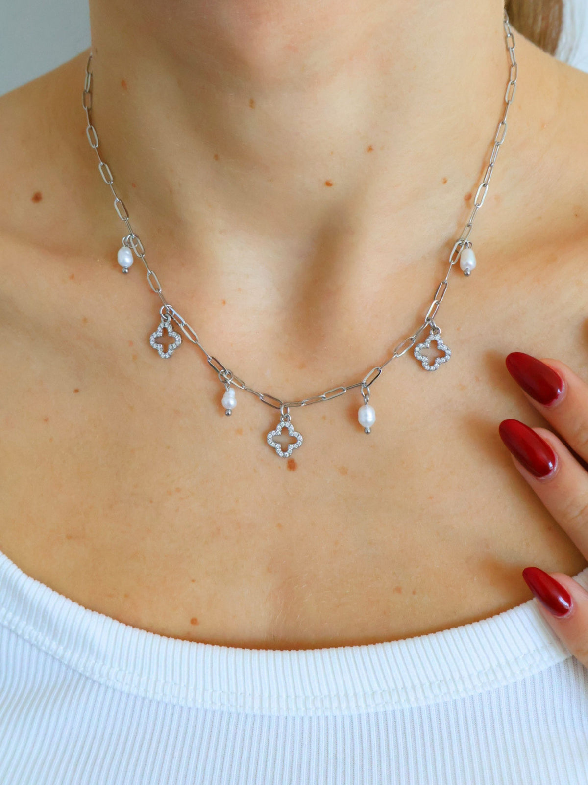 Collier Clover
