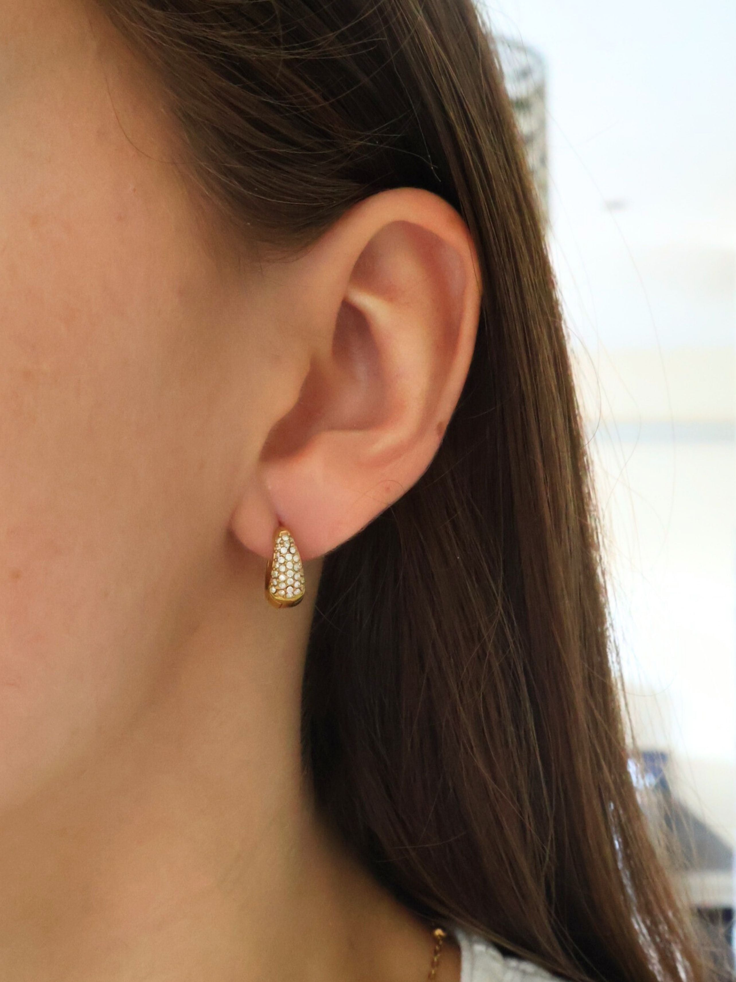 Boucles d'oreilles Mini goutte d'eau à strass