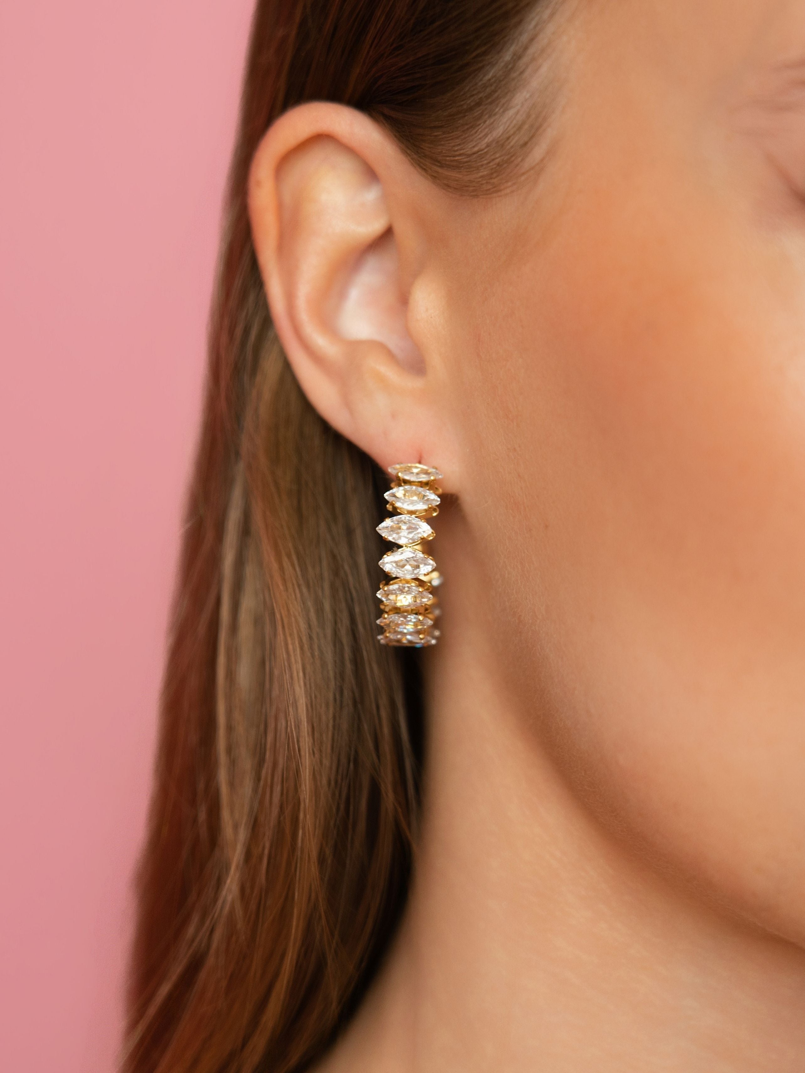 Boucles d'oreilles Nell blanches