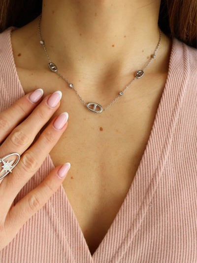 Collier Constance
