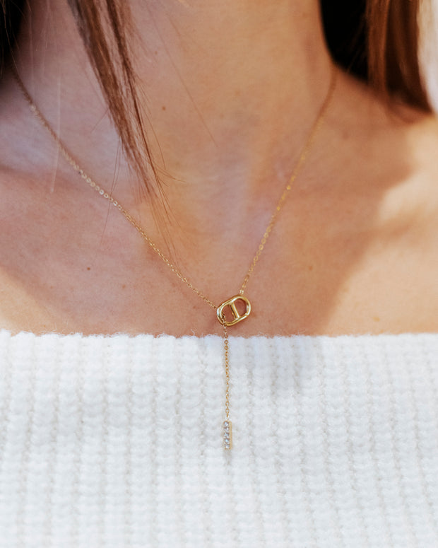 Collier Isis